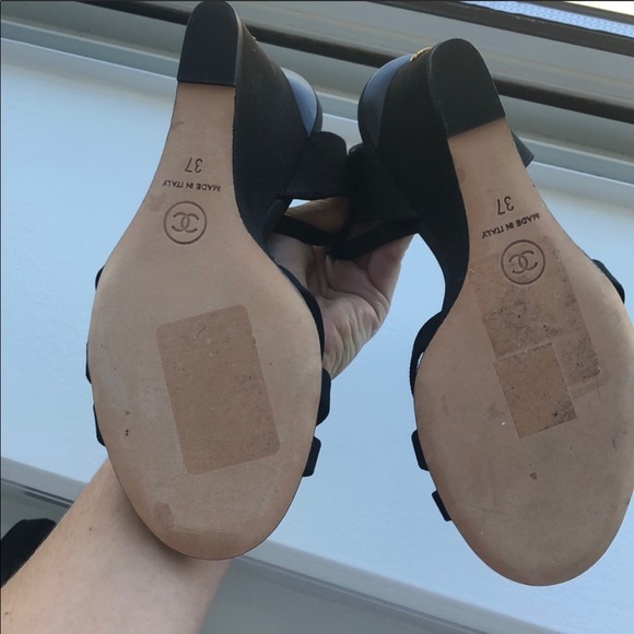 CHANEL pearl wedges size 37 - Picture 3 of 6